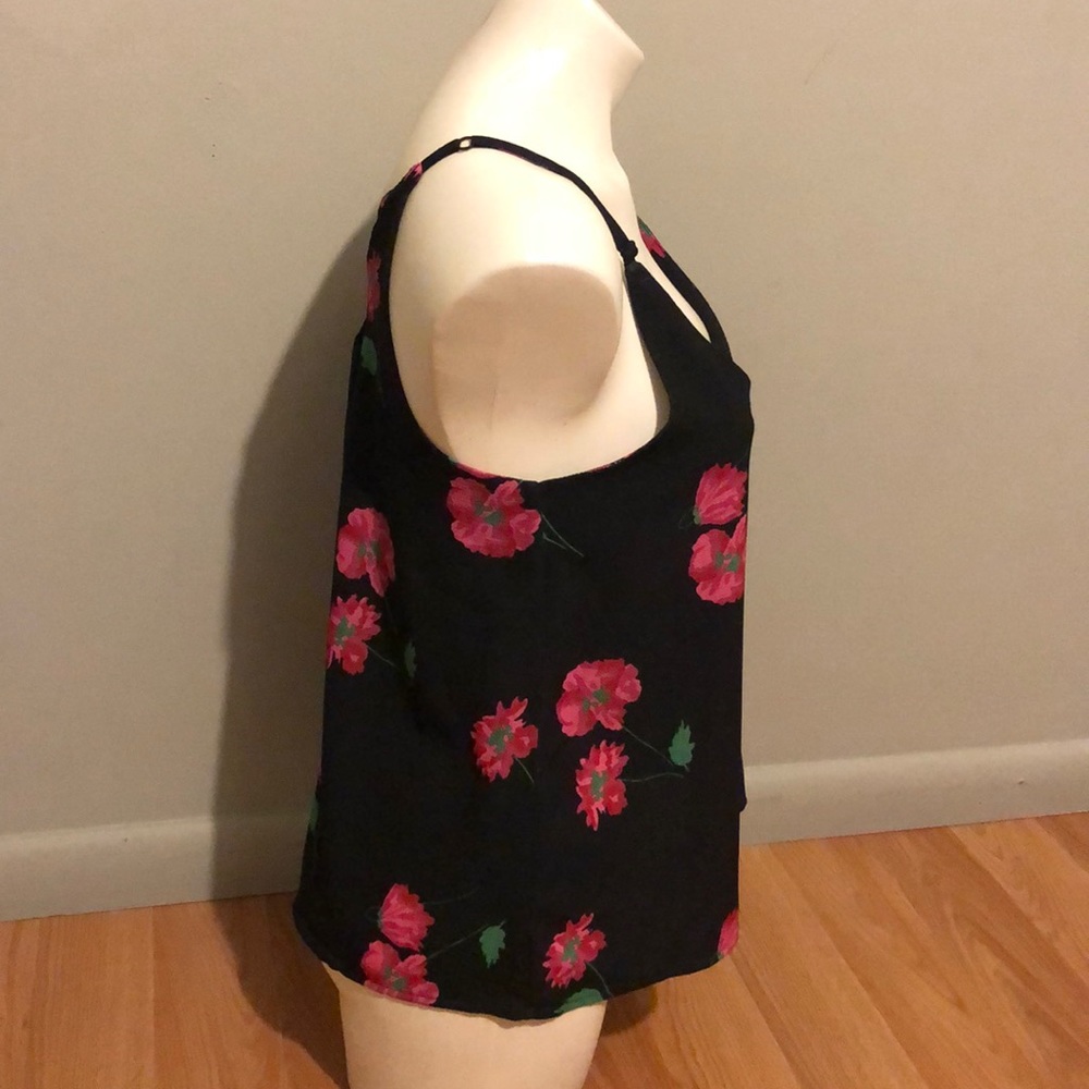 Floral Tank Top - Picture 2 of 6